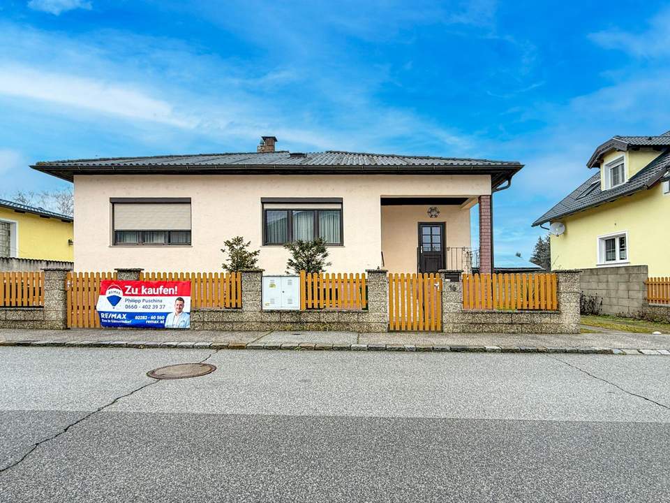 Einfamilienhaus mit großem Grundstück in Schnellbahnnähe