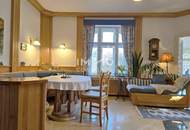 Repräsentative Villa in Zwettl mit 2137 m² Grundstück - Wohnen und Arbeiten stilvoll vereint