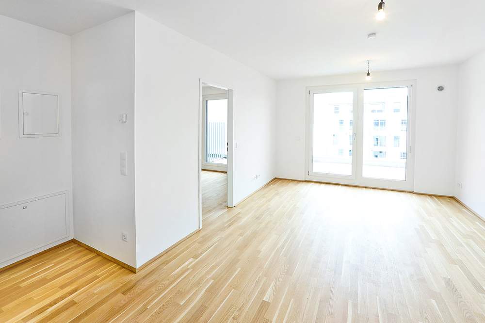 AB MÄRZ: Perfekter Schnitt: westliche 2 Zimmer-Wohnung mit Balkon, Küche und Badewanne! Neubau!