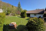 Top gepflegter Bungalow mit idyllischem Garten
