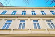 Selbst gestalten! Altbauwohnung mit Renovierungsbedarf in der schönen Hasnerstraße! Perfekte Infrastruktur und Anbindung + Ruhige Fahrradstraße + Balkonanbau möglich! Jetzt zugreifen!