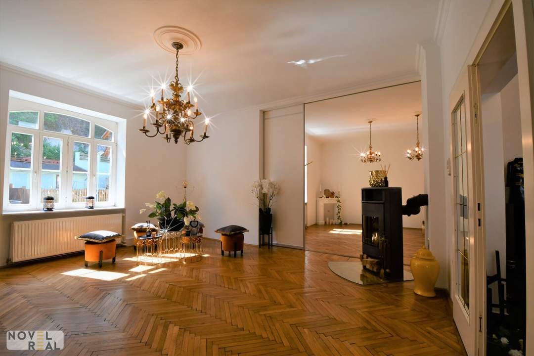 Geräumige Wohnung auf 2 Ebenen mit großem Gartenanteil und Swimmingpool in BERNDORF