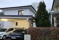 Kompaktes Einfamilienhaus mit Garten