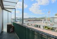 Helle und moderne 2-Zimmer Wohnung mit großer Loggia und Fernblick!
