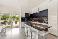 Beeindruckende Designer-Villa mit Pool und Poolhaus zum Soforteinzug!