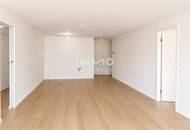 LAXURY: Directly at the main train station - big 4 room apartment Commission-free