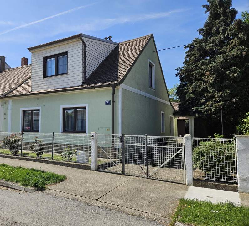 Gepflegtes, kleines Haus in ruhiger Lage