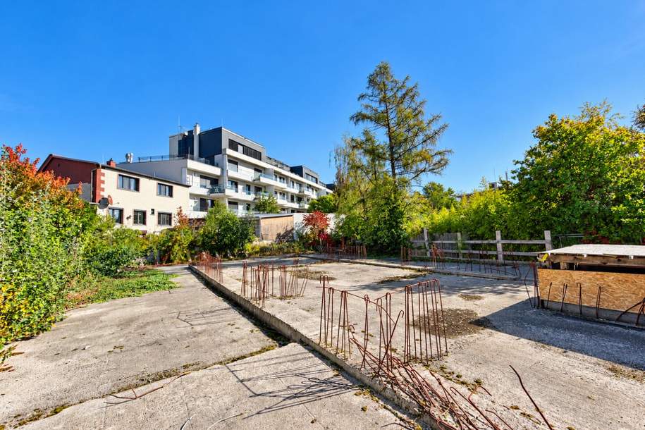 GRUNDSTÜCK "BAUBEWILLIGT" tolle Lage, Nähe SMZOst für Wohnbau, Garage im Rohbau bereits fertiggestellt, Grund und Boden-kauf, 1.490.000,€, 1220 Wien 22., Donaustadt