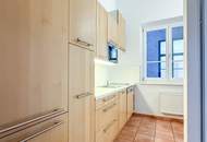 Klimatisiertes Büro! Repräsentatives Haus in bester Innenstadtlage bei der Votivkirche!