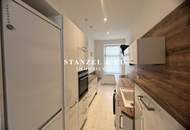 HELLES 2-ZIMMER-APARTMENT IN MODERNISIERTEM ALTHAUS
