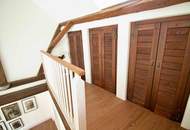 “Königlich! Ihr einzigartiger Familiensitz!"