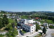 WOHNEN ÜBER DEN DINGEN! Lassen Sie Ihren Blick über das 360°-Panorama der Weststeiermark schweifen und genießen Sie ein unvergleichliches Wohngefühl. Luxus, Ruhe und Lebensqualität in ihrer schönsten Form. Sofort verfügbar.