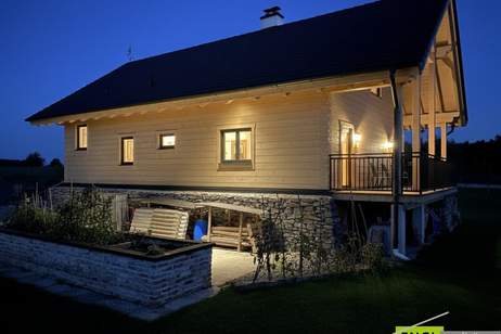 Skandinavisches Blockhaus mit Galerie, Kamin und großem Grundstück mit Fernblick, Haus-kauf, 690.000,€, 7534 Güssing