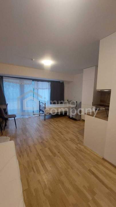 MODERN, URBAN, HELL – Ihr neues und ruhiges Zuhause mit schöner Terrasse im Innenbereich