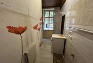 Südseitige 2 Zimmer Wohnung mit Sanierungsbedarf in absoluter Ruhelage mit Hofausrichtung