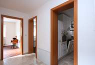 Zentral. Charmant. Besonders. – Stilvolle Wohnung am Hauptplatz Frohnleiten