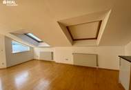 Dachgeschoß 3 Zimmer ca. 93 m² + 6 m² Terrasse