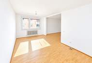 Sanierte 4-5 Zimmer Wohnung mit Loggia