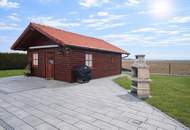 Schönes Kleingartenhaus auf Eigengrund mit Pool