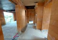 Haus linke Doppelhaushälfte