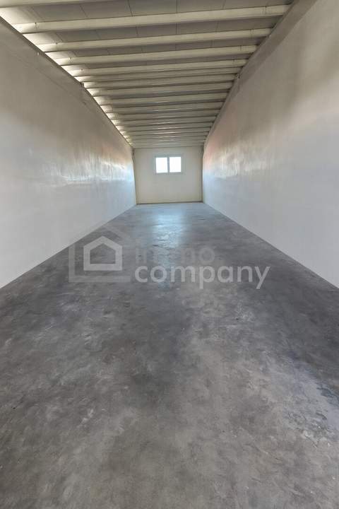 Neuwertige Lagerhalle - 137m² in Unterwaltersdorf zu vermieten!