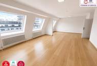 Lichtdurchflutetes Wohnen im Dachgeschoss auf 155m2! 5 Zimmer, Garage mit E-Ladestation und Top Anbindung!
