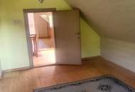 Einfamilienhaus mit Potential, Nebengebäude, Carport und großem Grundstück!