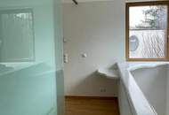 Elegantes , modernes Refugium mitten im Grünen