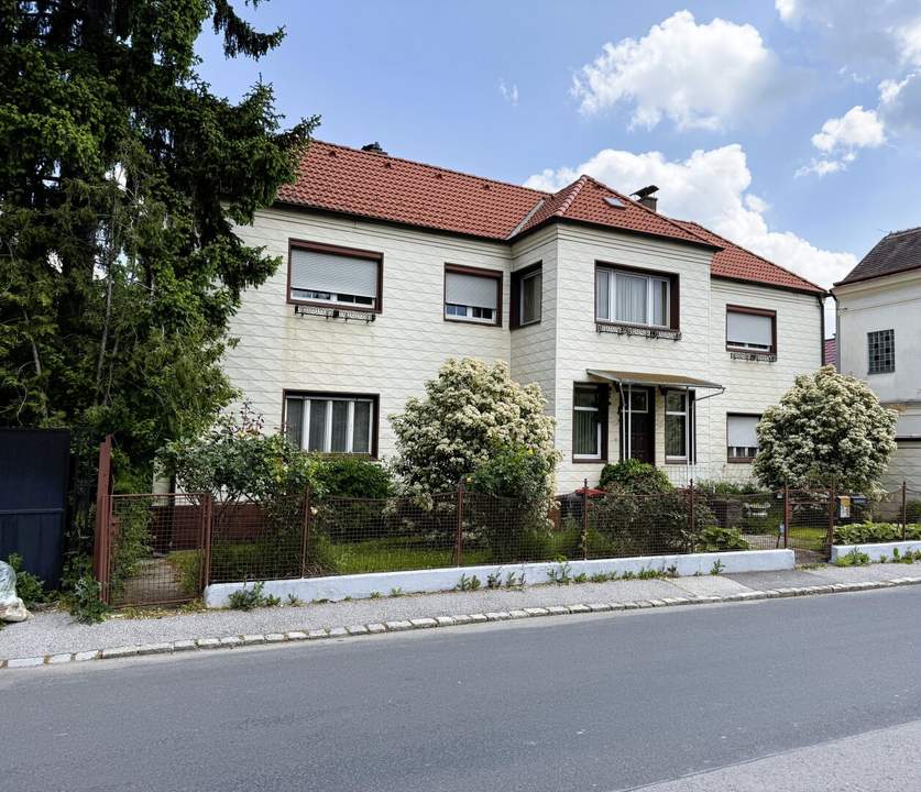großzügige Villa mit Potenzial im Herzen von Bad Sauerbrunn