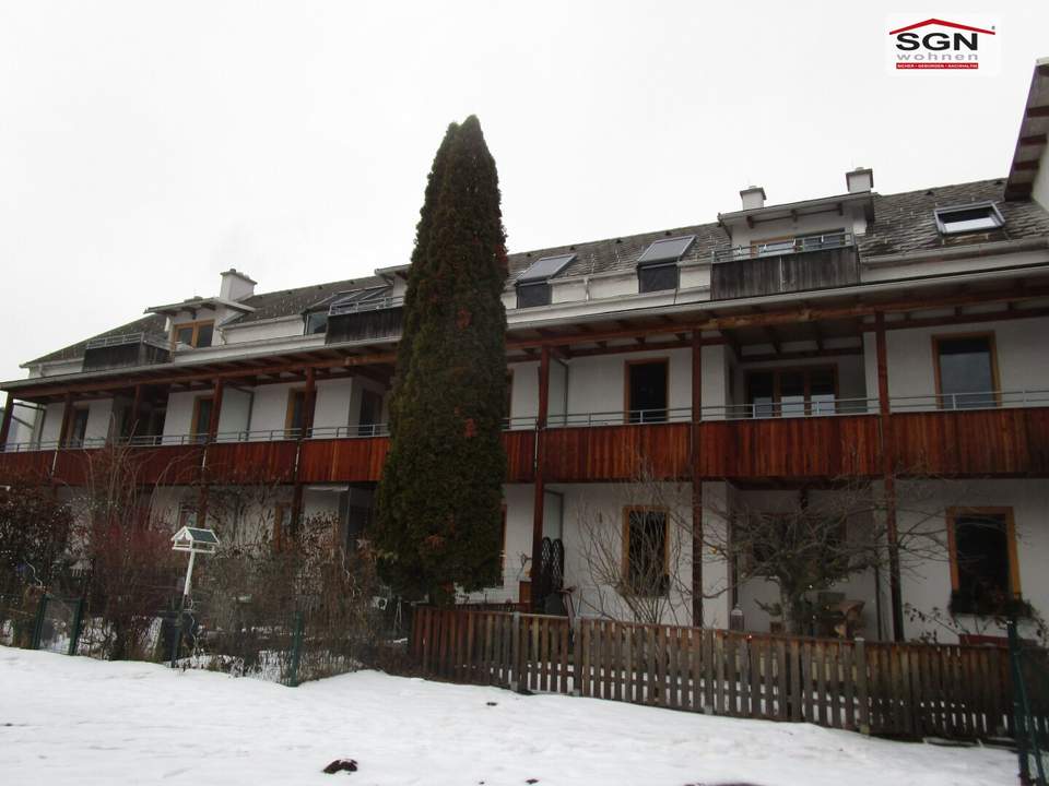 Idyllische 2 Zimmerwohnung mit großer Loggia