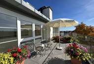 ERSTBEZUG NACH SANIERUNG! Topmoderne 5-Zimmer DG-Maisonette mit 3 Terrassen, Galerie + inkl. Tiefgaragenplatz!