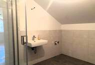 Sonnige Mietwohnung mit Balkon! 3-Zimmer-Wohnung! Neu renoviert!