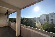 Moderne 2-Zimmer-Eigentumswohnung mit Loggia in absoluter Ruhelage // Modern 2-room condominium with loggia in an absolutely quiet location //