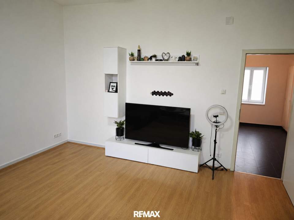 1-Zimmer Starterwohnung nahe U3 Enkplatz