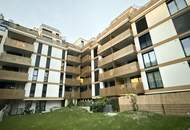 Kirschblütenpark: neuwertige 2-Zimmer-Wohnung mit südöstl. Balkon und opt. Garagenstellplatz!