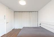 Zentrale, kernsanierte 2-Zimmer-Wohnung in absoluter Ruhelage