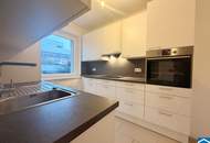 Großzügige 4-Zimmer-Wohnung mit sonniger Loggia/Balkon!