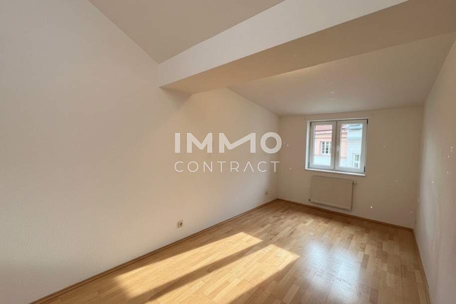 Dachgeschoßwohnung in der Hasnerstraße für Singles oder Paare, Wohnung-kauf, 209.000,€, 1160 Wien 16., Ottakring