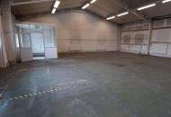 Großzügige Lagerhalle mit zwei Ebenen, Lastenlift und Laderampe in Linz (Infra Center) B WIDMUNG