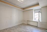 Sanierungsbedürftige Zwei-Zimmer-Wohnung direkt an der U3