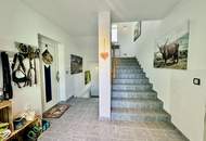 GROSSZÜGIGE VILLA IN BOCKFLIEß MIT 11 ZIMMER, POOL, DOPPELGARAGE UND WUNDERSCHÖNEM GARTEN