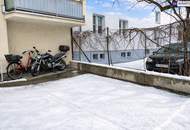 Schnell sein! 2-3 Zimmer I cleverer Grundriss I große Terrasse I ideale Infrastruktur I Top-Anbindung I Entwicklungspotential I Parkplatz