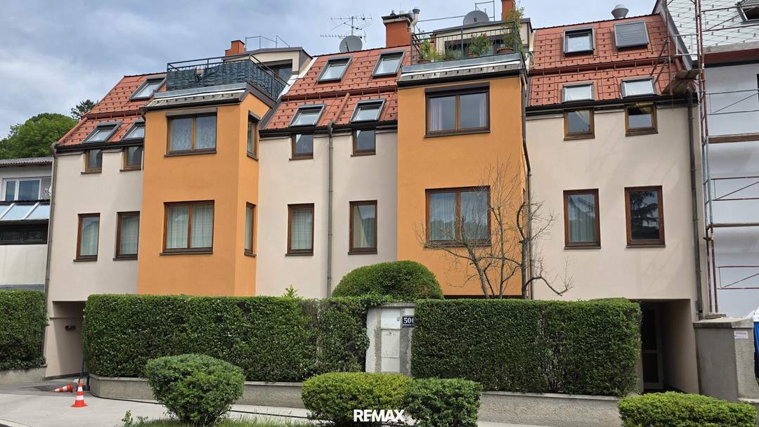 RODAUN - grosse Maisonettewohnung