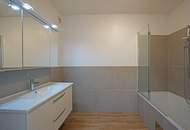 Penthouse-Wohnung | 131 m² Wfl. | 80 m² Dachterrasse mit 270°-Ausblick | PKW-Stellplatz | riesiger Gemeinschaftsgarten | im Zentrum