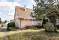 Liebevoll gepflegtes Kleinod mit Renovierungsbedarf