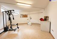 SONNENLAGE - Neuwertiges ca. 160m2 großes Traumhaus mit idyllischem Garten + Terrasse, 2 Garagen & Top-Ausstattung in Ruhelage