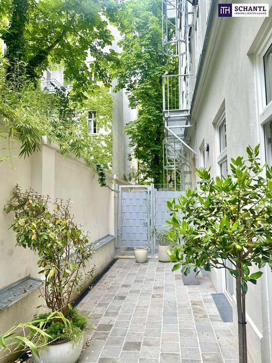 Ein Altbau wie im Bilderbuch! Ruhiger Erstbezug mit Freifläche und bester Nachbarschaft.