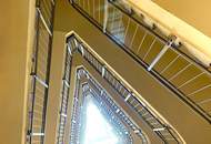 WUNDERSCHÖN SANIERTE WOHNUNG DIREKT AM AUGARTEN - ANKOMMEN UND WOHLFÜHLEN!