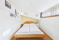 Gepflegtes Einfamilienhaus mit vielseitiger Raumaufteilung und liebevoller Gartenanlage