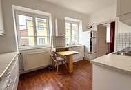 Bürgerliches Einfamilienhaus mit viel Platz, liebenswerten Garten & Ausblick gen Maria Taferl!